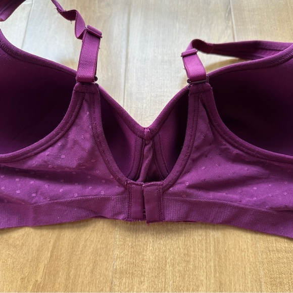 Beauty By Bali Women's Foam Wirefree Bra Size 38B - Plum Purple Polka Dot - Picture 10 of 16